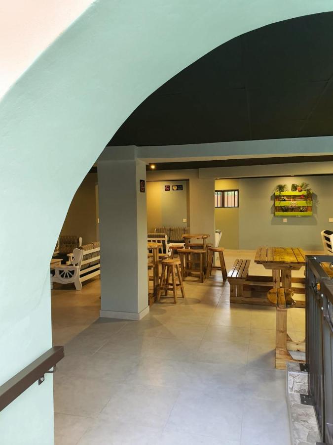 African Sun Lodge 德班 外观 照片