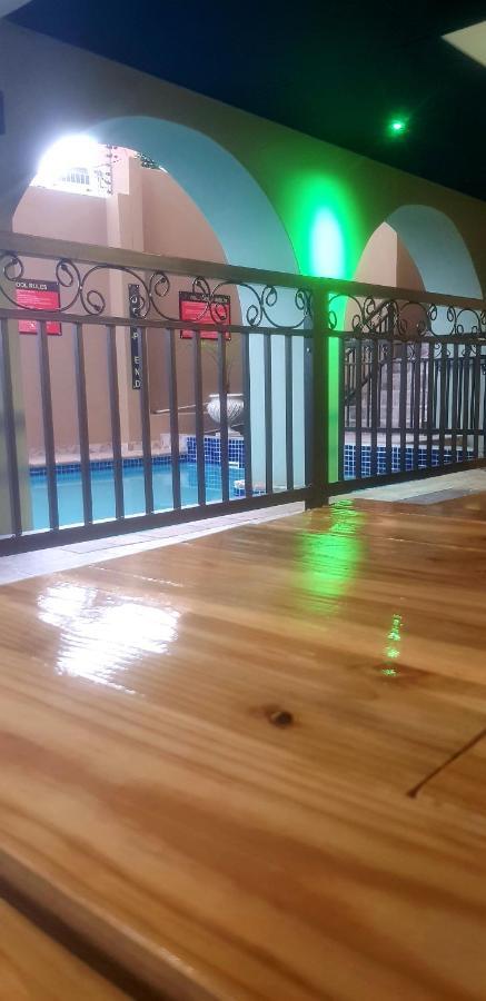African Sun Lodge 德班 外观 照片